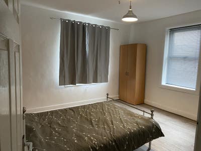 Large double room  Main Photo