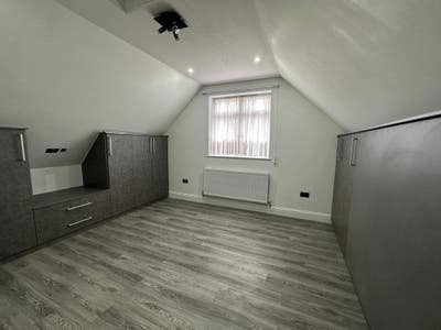 Newly Built House with 3 En-Suite Bedrooms Main Photo