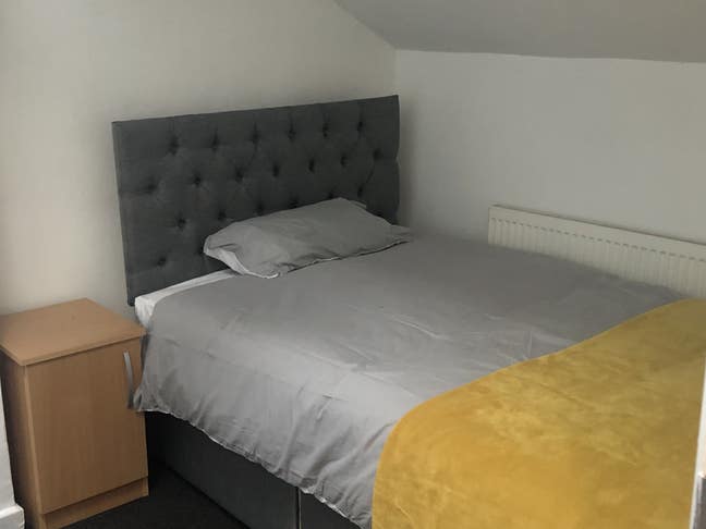 Rooms Available Immediately  Main Photo