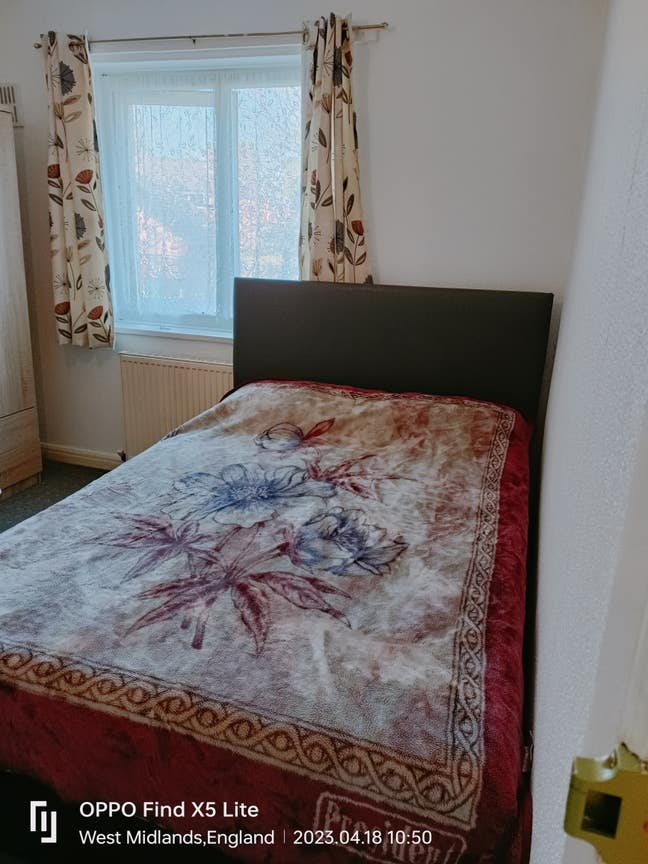 Single and Double Room Main Photo