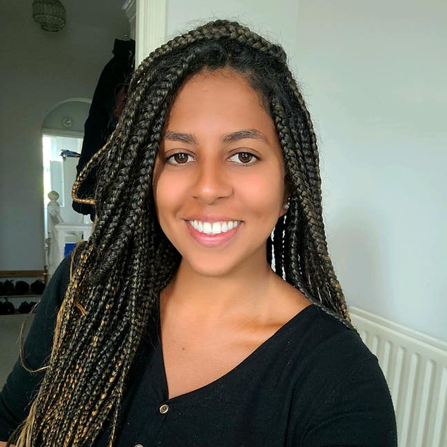 Professional looking for room or flatmates Main Photo