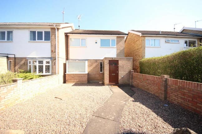 Room Avaiable in Shared House Main Photo