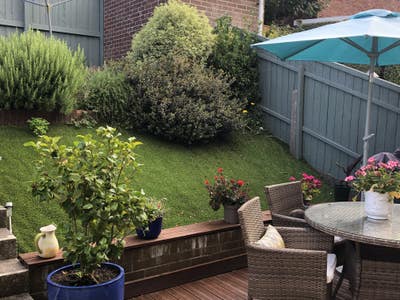 Recently Refurbished & Bright Double Room Main Photo