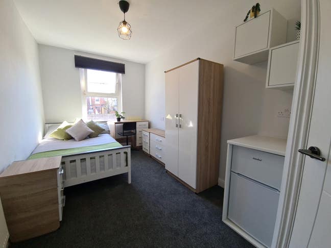 NEW En-suite Rooms - Claremont Road - Smethwick** Main Photo