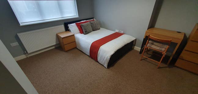 Double En Suite &pound;695pcm Available on 1st June Main Photo