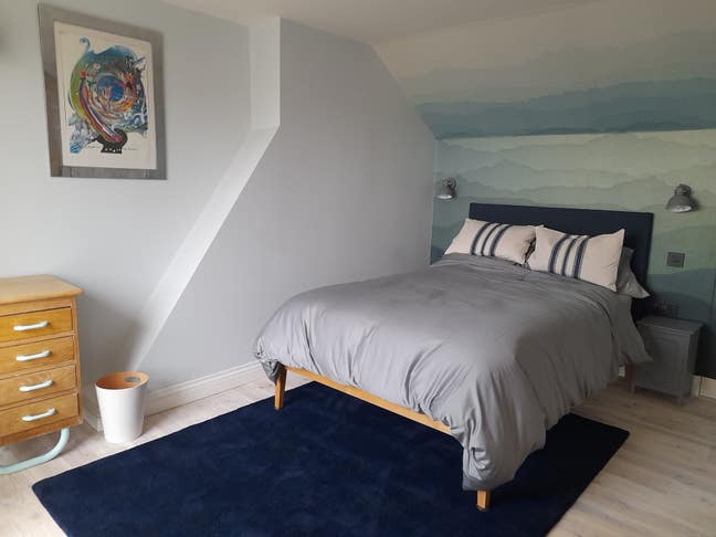 Ensuite Double Room in Loft Conversion Main Photo