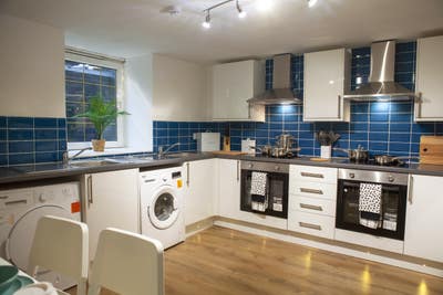 En-Suite Room –Bills Included-HX1 Main Photo
