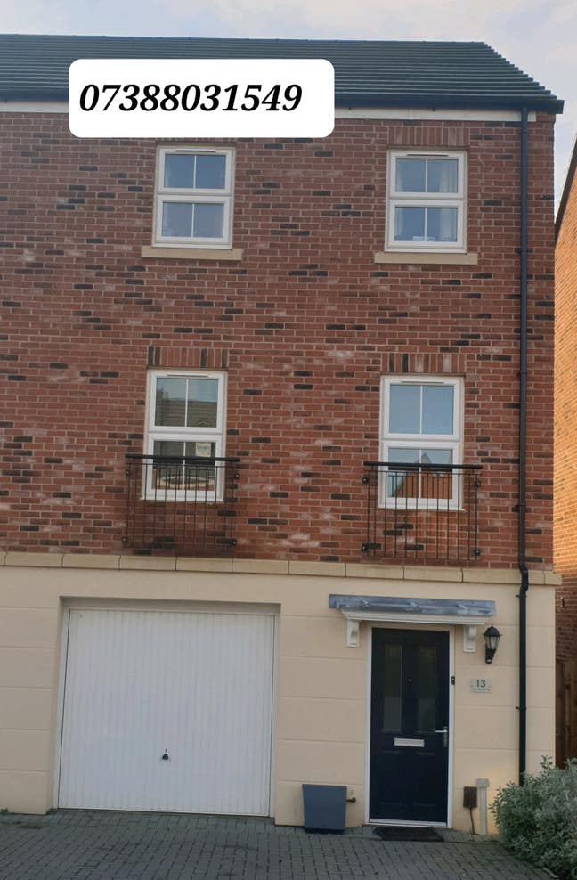 Clean & Tidy town house. NO rent increases! Main Photo