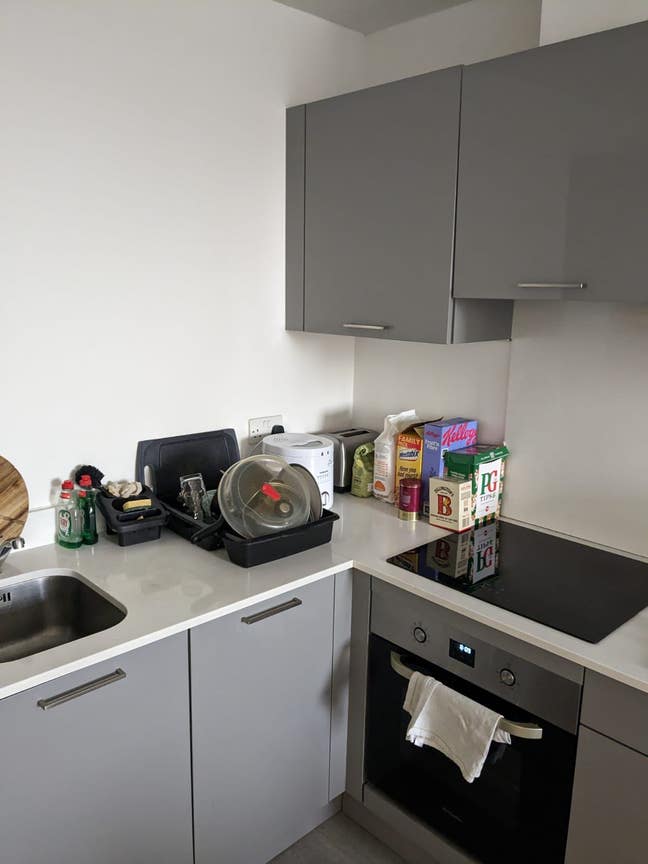 Single room to rent in CMK Main Photo