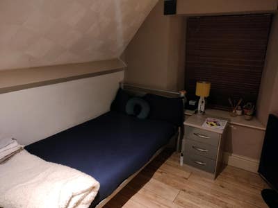 Double room in large townhouse (BS16) Main Photo