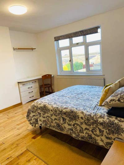 Double room for single occ. With private bathroom  Main Photo