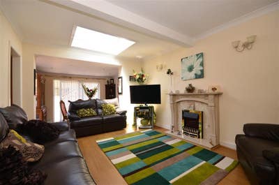 Double Room in friendly House! Main Photo