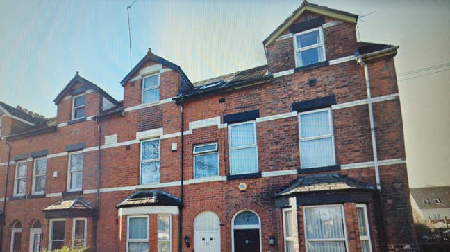 Entire flat with a double bedroom at Chataway Rd Main Photo