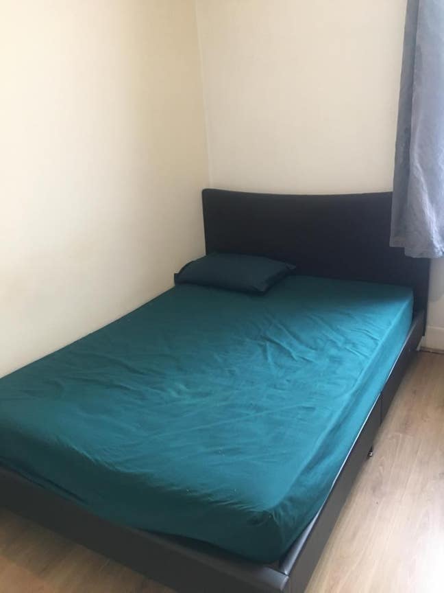 Double room available for rent  Main Photo