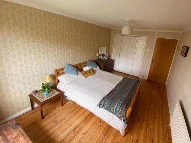 Lovely Double Room close to Cambridge, Family home Main Photo
