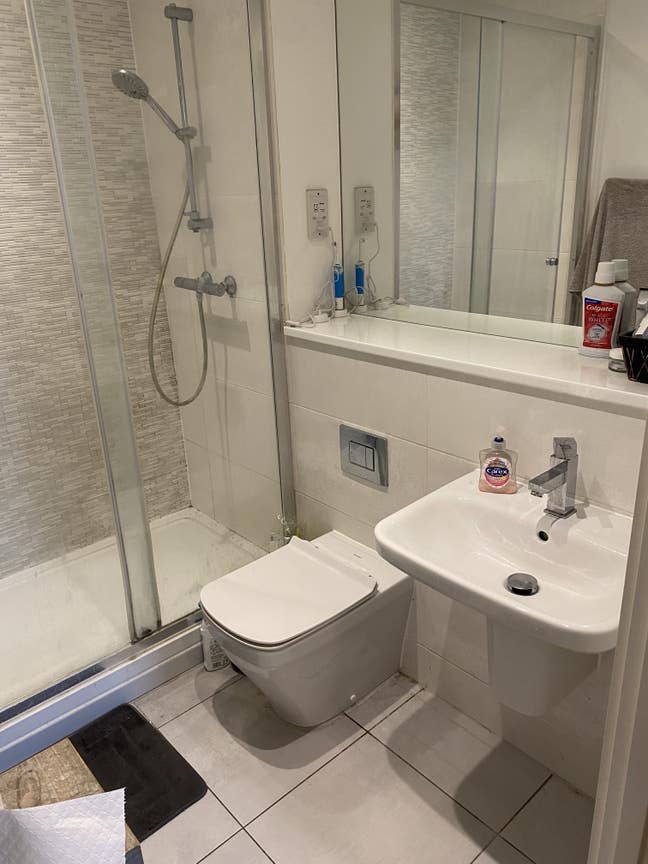 Double room with en-suite bathroom Main Photo