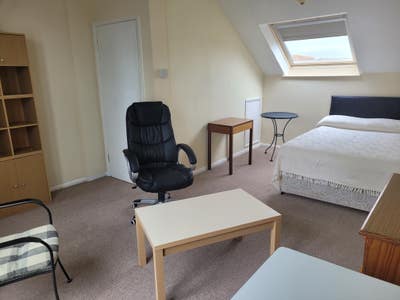 Impressive Studio/Room  En Suite Main Photo