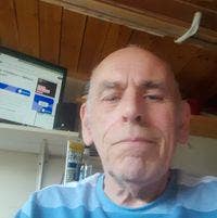 retiree seeks accommodation Main Photo