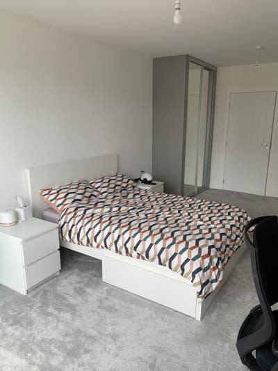 NEWLY BUILT, Large Double Bedroom, Millbrook Park Main Photo
