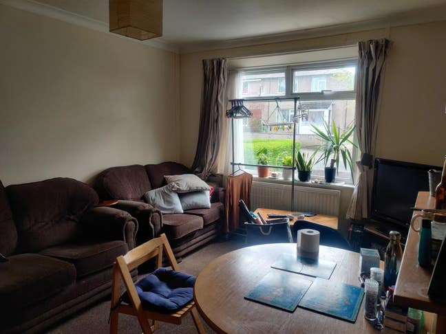 A Double Room in a Good Neighbourhood  Main Photo