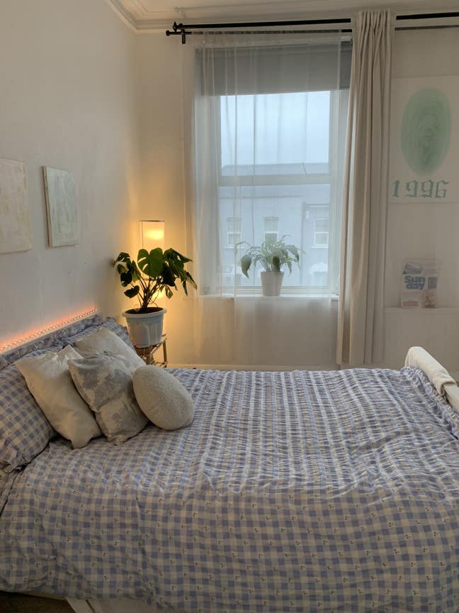 Large double room, high ceilings, friendly flat Main Photo