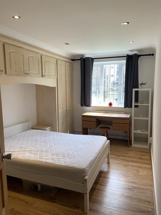 🏡 A Double  Bedroom – Old Street Main Photo