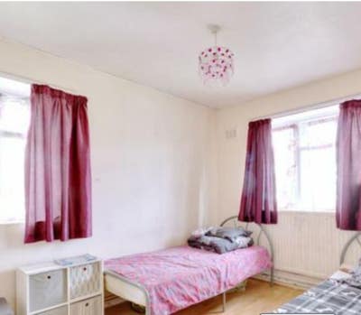 Spacious Double Room Close to LaKeside A13/M25 Main Photo