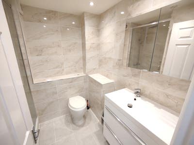1 Room Remaining Near The Heart of Kingston Main Photo