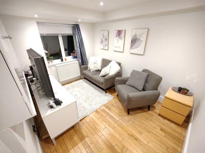 1 Room Remaining Near The Heart of Kingston Main Photo