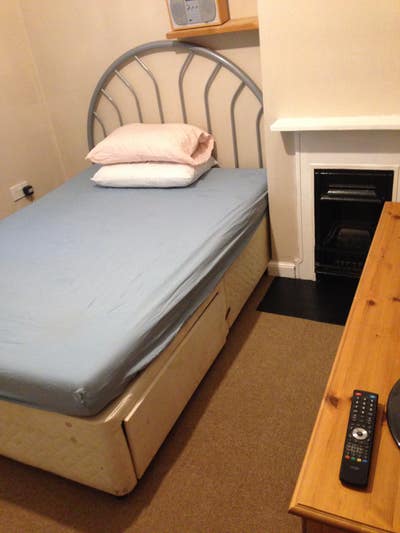 Double Room in Pet friendly home Main Photo