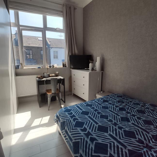 Large Double Room - Queens Park/Kensal Rise Main Photo