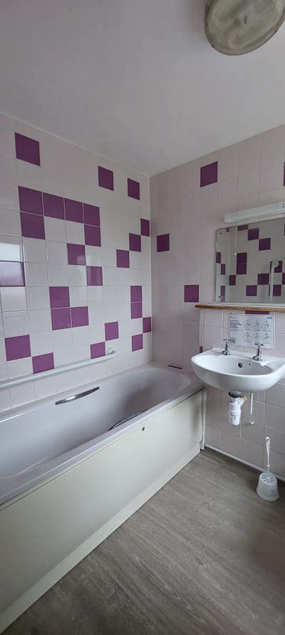 Large shared house, Harlow from £400pcm Main Photo
