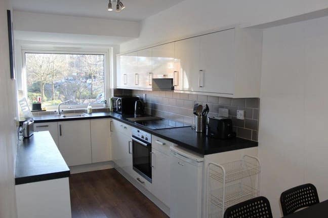 2 Bed Room Flat in City Centre Main Photo