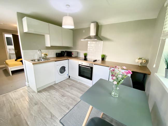 Unique Self Contained Annex 🤩- Modern & Homely   Main Photo