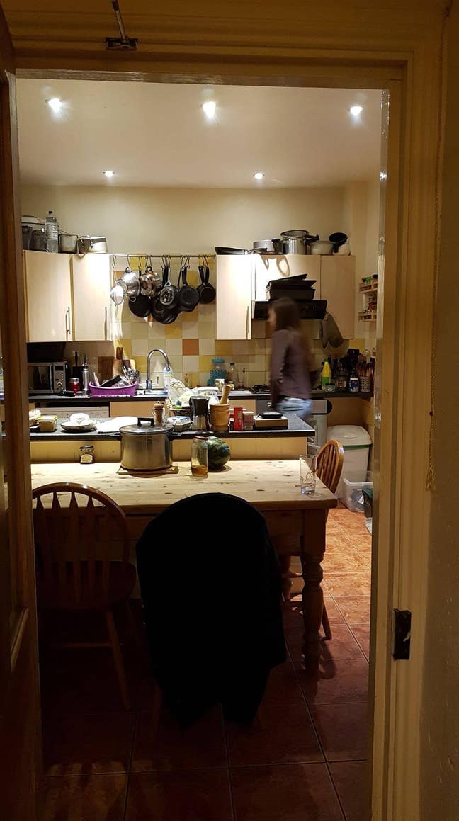 Friendly shared home on Sidney Grove Main Photo