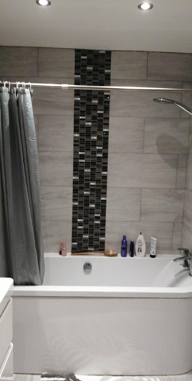 Double Room – All bills included. Main Photo