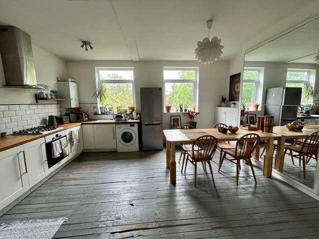Double room to rent in shared flat in Montpelier Main Photo