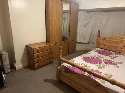 Fullu Furnished Double Room Available &pound;500p/m Main Photo