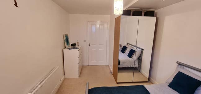 Double room for rent in a 2 bed apartment  Main Photo