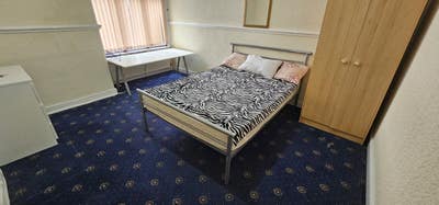 1 double bed Victoria park, close to Uni,city,hosp Main Photo