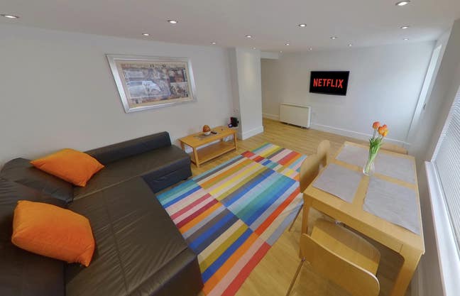 1-Bed Luxury Apartment in CV1 - Bills inc. Main Photo