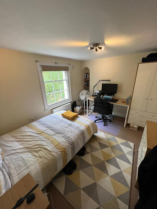 Double Room in City Centre Main Photo