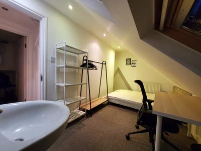 Ideal Loft Bedrooms to be your warm winter home  Main Photo