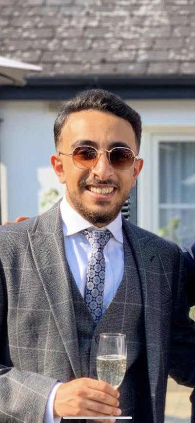 Young Junior Doctor  Looking for A Room  Main Photo