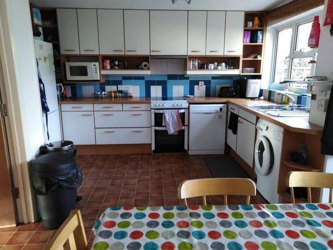 Cosy room for single occupancy  Main Photo