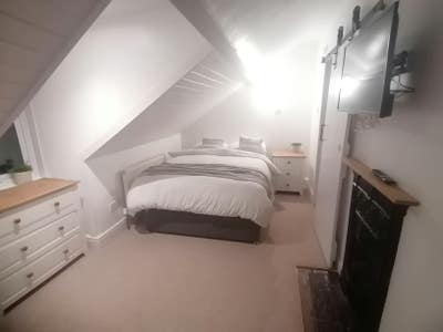 Large Double Room, En-Suite , Kitchenette, , Main Photo