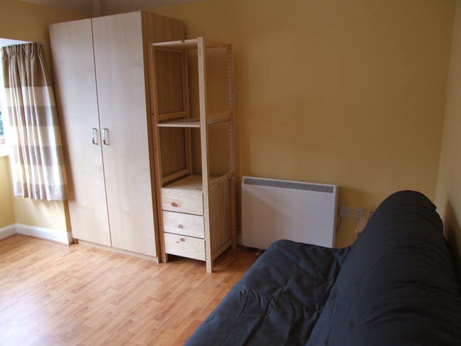 Studio Apartment Quiet Location Main Photo