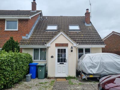 3 Bed house with one double for rent Main Photo