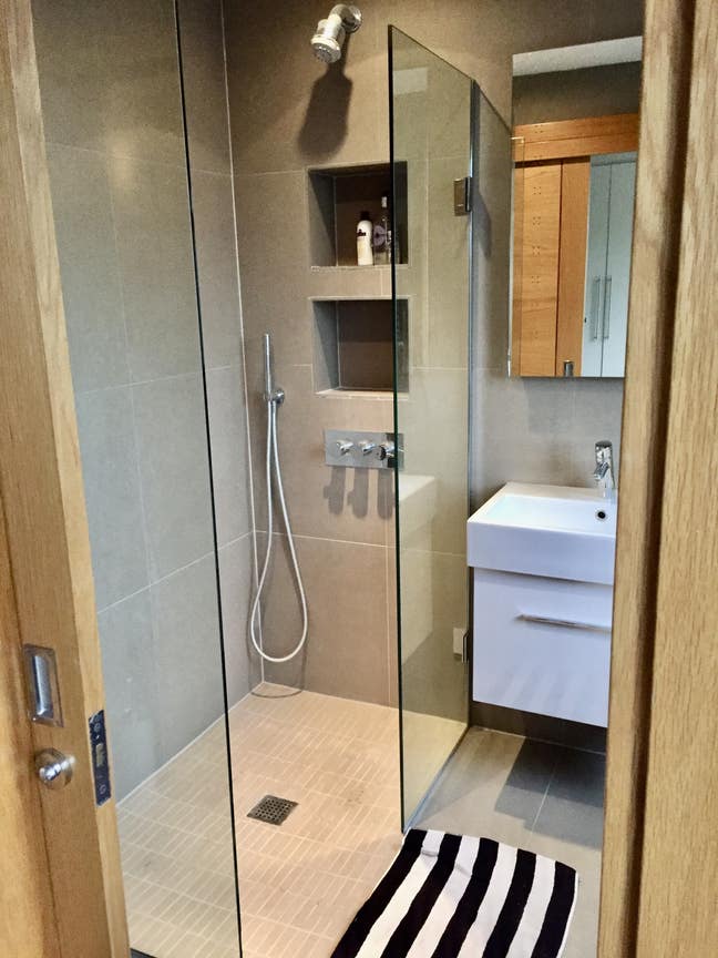 Stunning top floor, Barnes  SW13 Near Hammersmith Main Photo