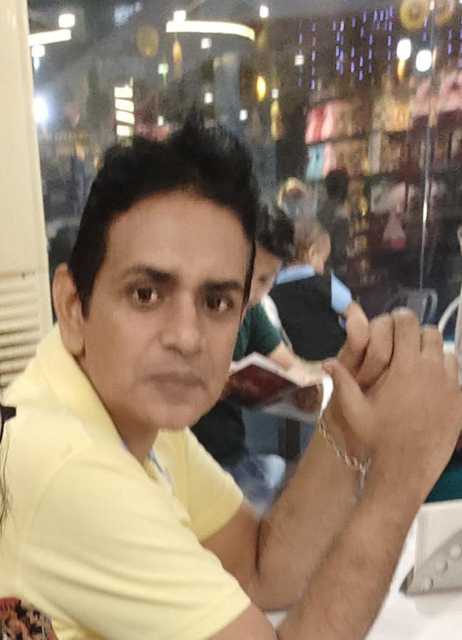 Hi ,  I am Atul from Delhi (India), living ... Main Photo